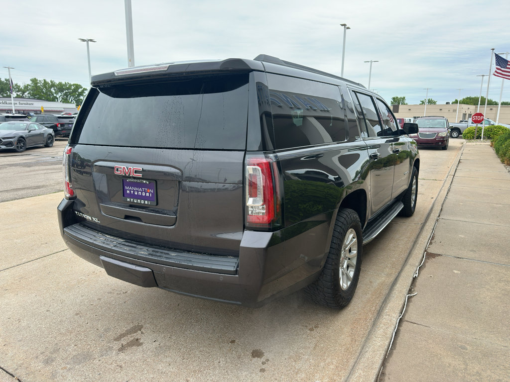 Used 2015 GMC Yukon XL SLT w/ HD Trailering Package AWD/4WD image 5