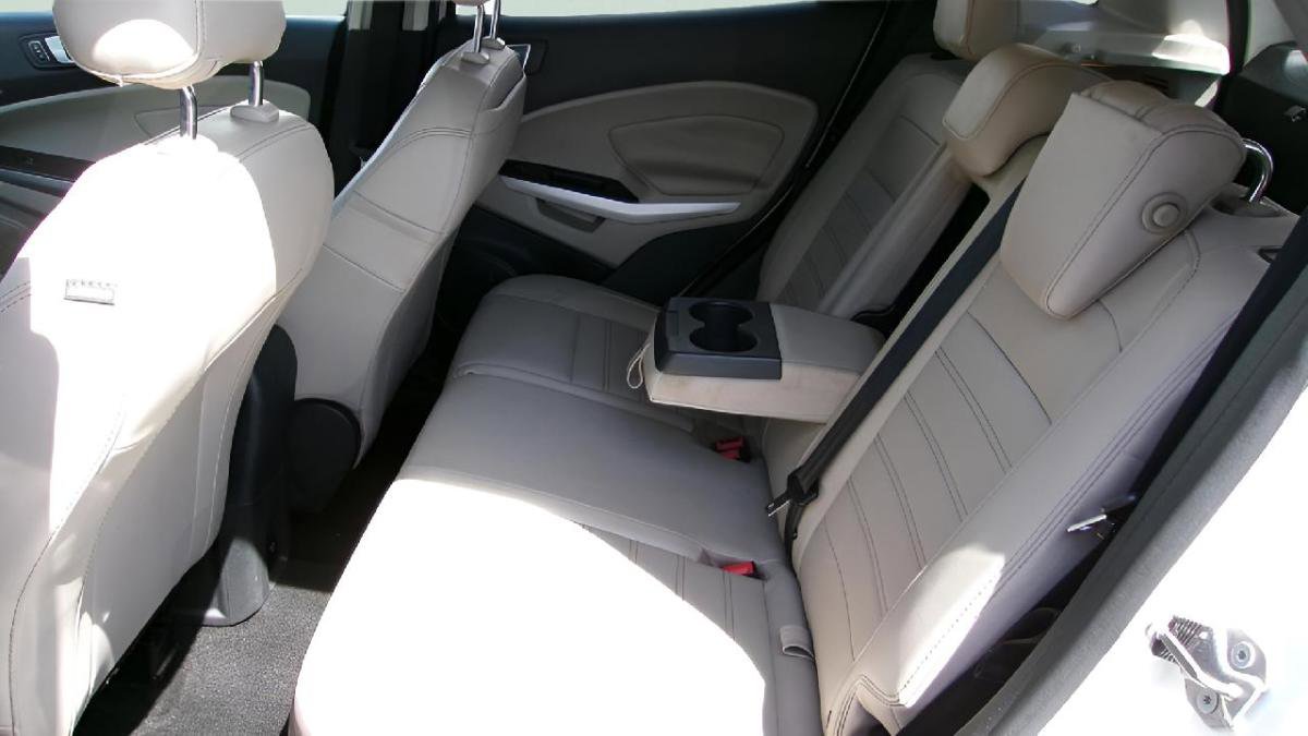 Used 2021 Ford EcoSport Titanium image 10