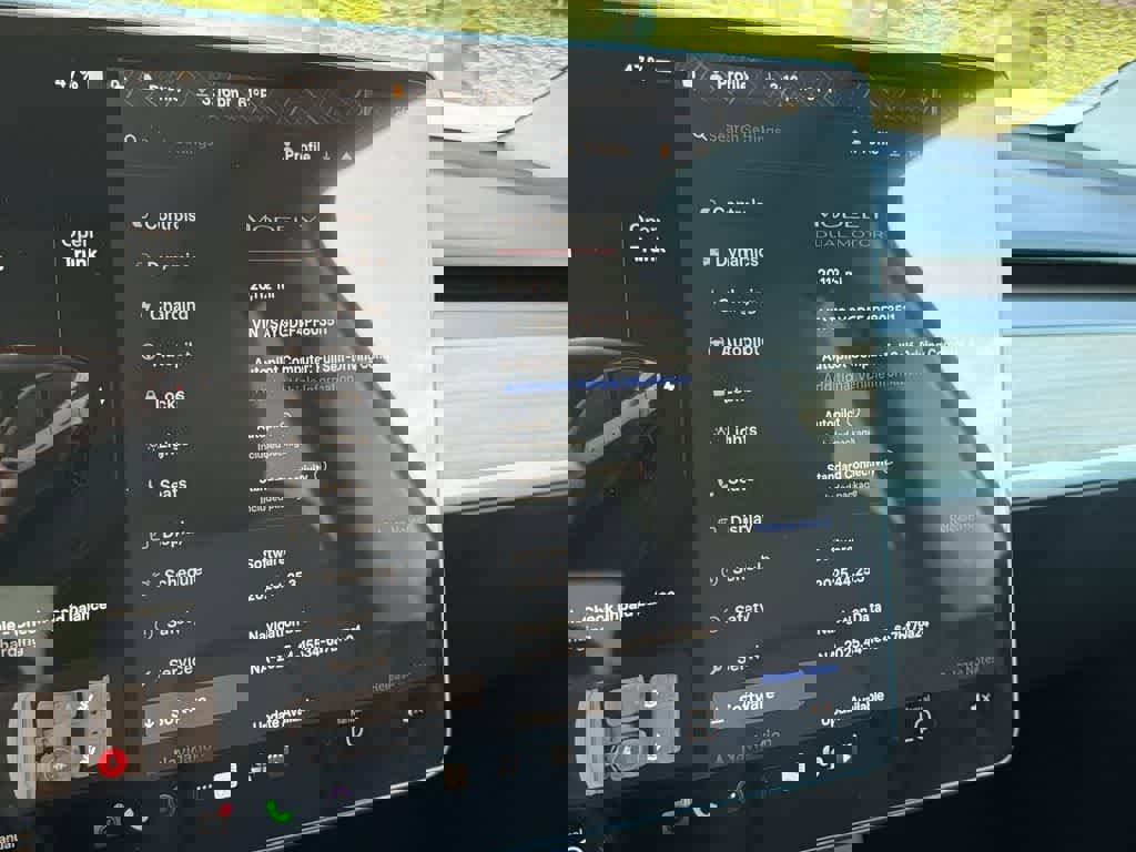 Used 2023 Tesla Model Y Performance image 20