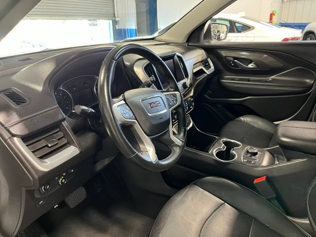 Used 2024 GMC Terrain SLT FWD image 22