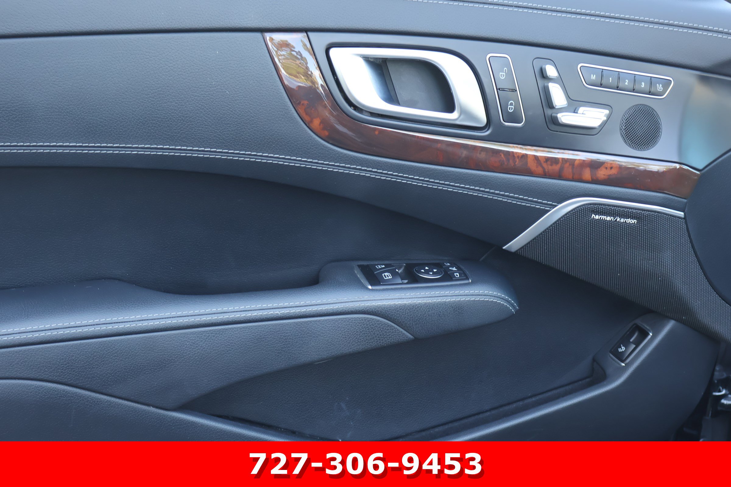 Used 2017 Mercedes-Benz SL 550 image 13