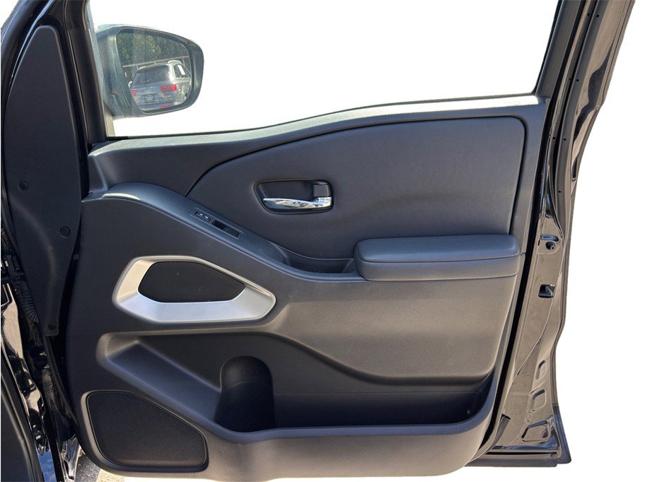 Used 2022 Nissan Frontier SV image 35