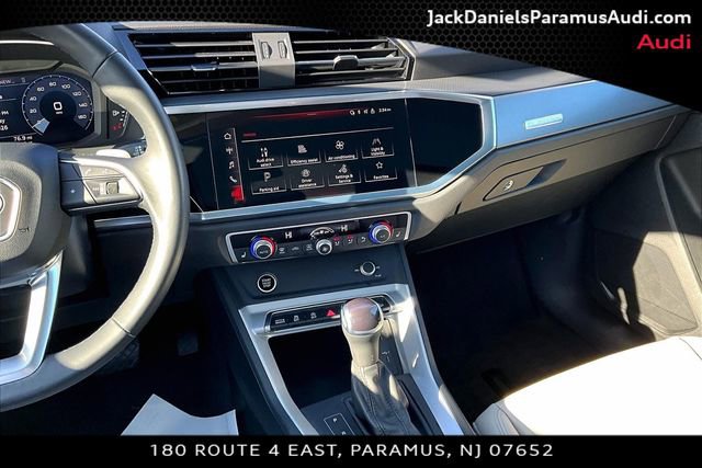 Used 2023 Audi Q3 2.0T Premium w/ Convenience Package image 6