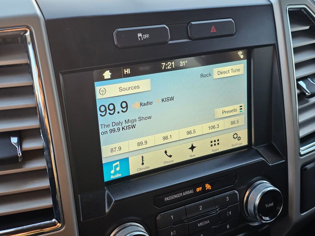 Used 2016 Ford F150 Lariat w/ Equipment Group 502A Luxury image 25