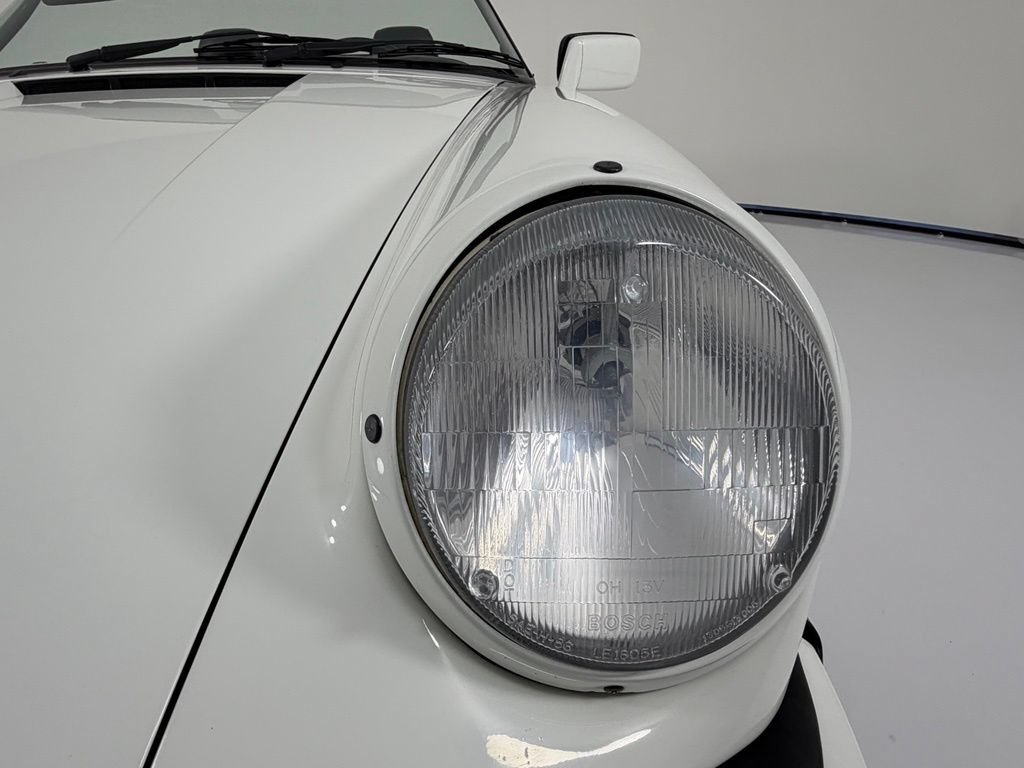 Used 1989 Porsche 911 Speedster RWD image 9
