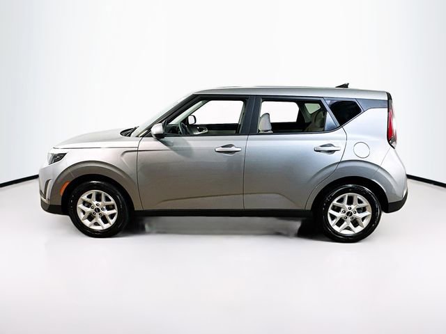 Used 2025 Kia Soul LX w/ LX Technology Package image 5