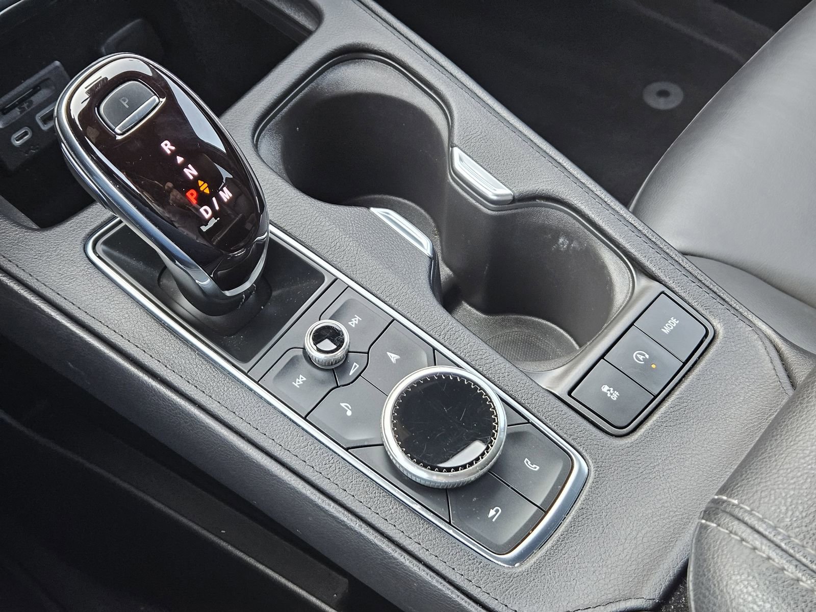 Certified 2023 Cadillac XT4 Premium Luxury w/ Driver Assist Package image 21