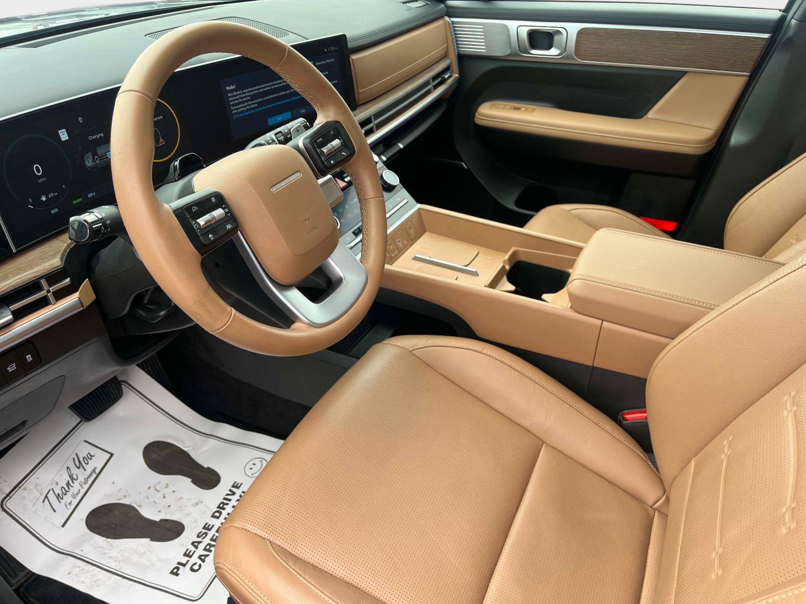 Used 2025 Hyundai Santa Fe Limited image 22