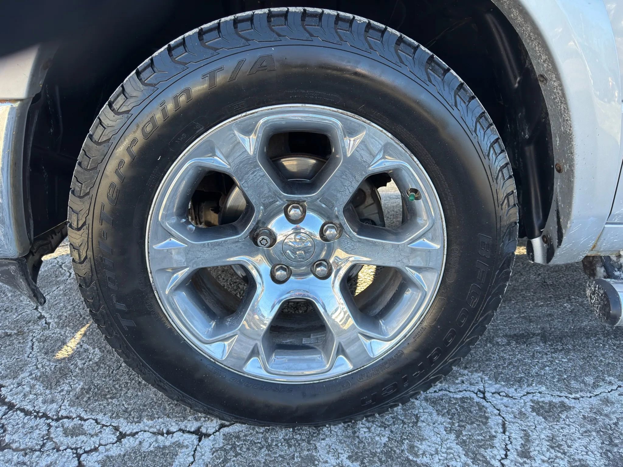 Used 2014 RAM 1500 Laramie image 11