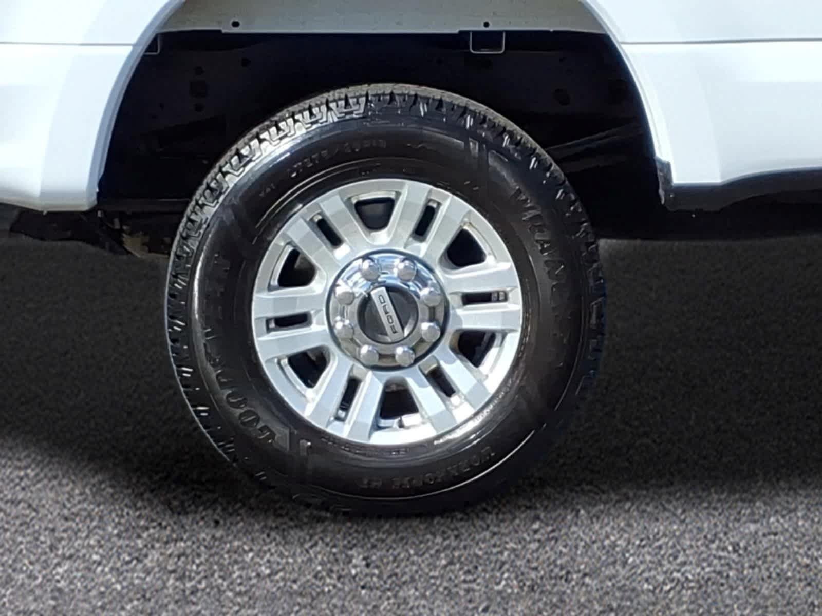 Used 2019 Ford F250 XLT AWD/4WD image 3