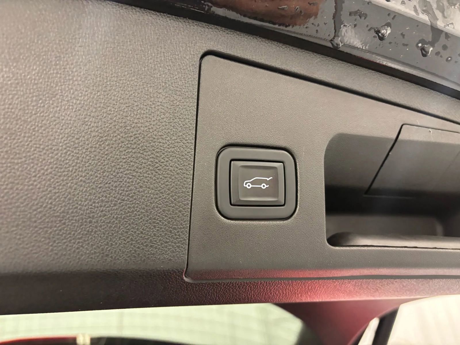 Used 2023 Cadillac XT4 Sport w/ Sun And Sound Package image 38