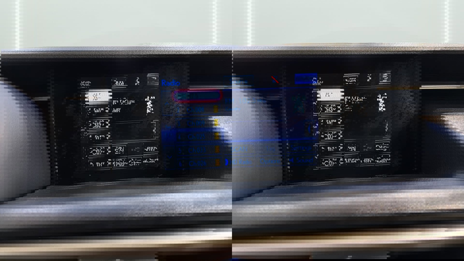 Used 2014 Lexus IS 350 w/ Luxury Package w/Brown Wood image 29