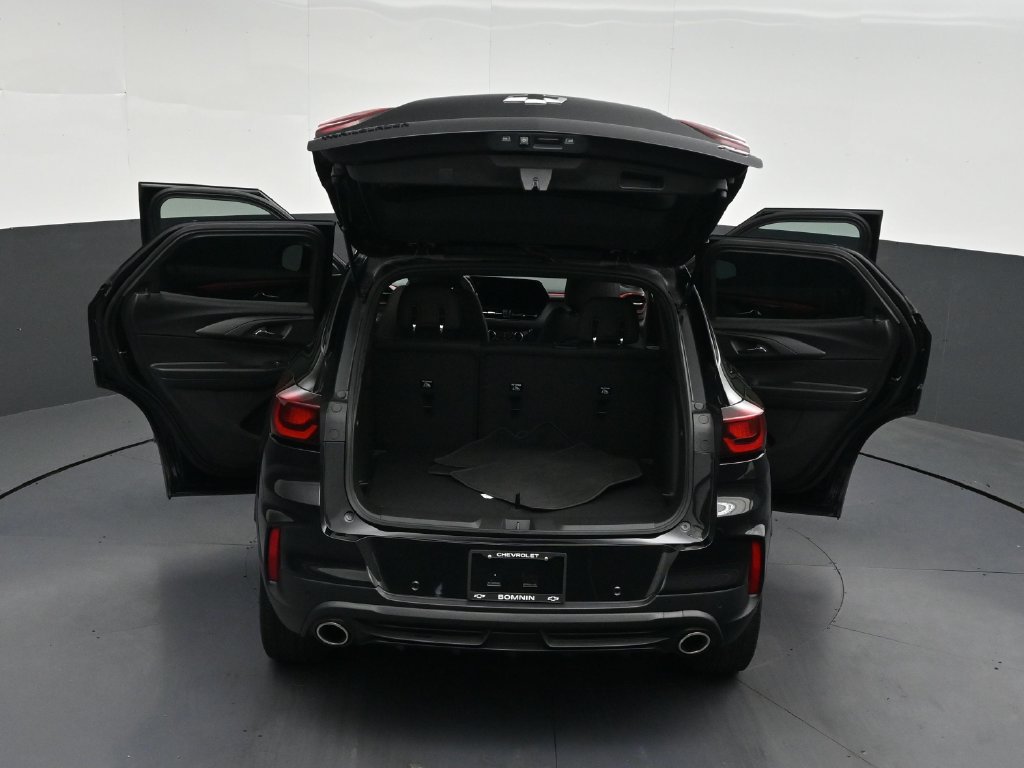 Used 2024 Chevrolet TrailBlazer RS w/ Driver Confidence Package FWD image 34
