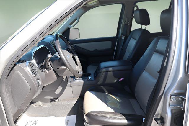 Used 2007 Ford Explorer Sport Trac Limited image 14