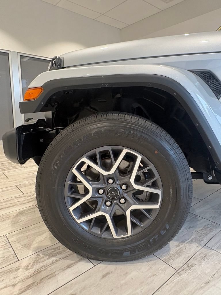 Used 2024 Jeep Wrangler Unlimited Sahara w/ Safety Group AWD/4WD image 12