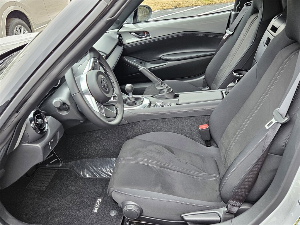 New 2025 MAZDA MX-5 Miata Club image 5