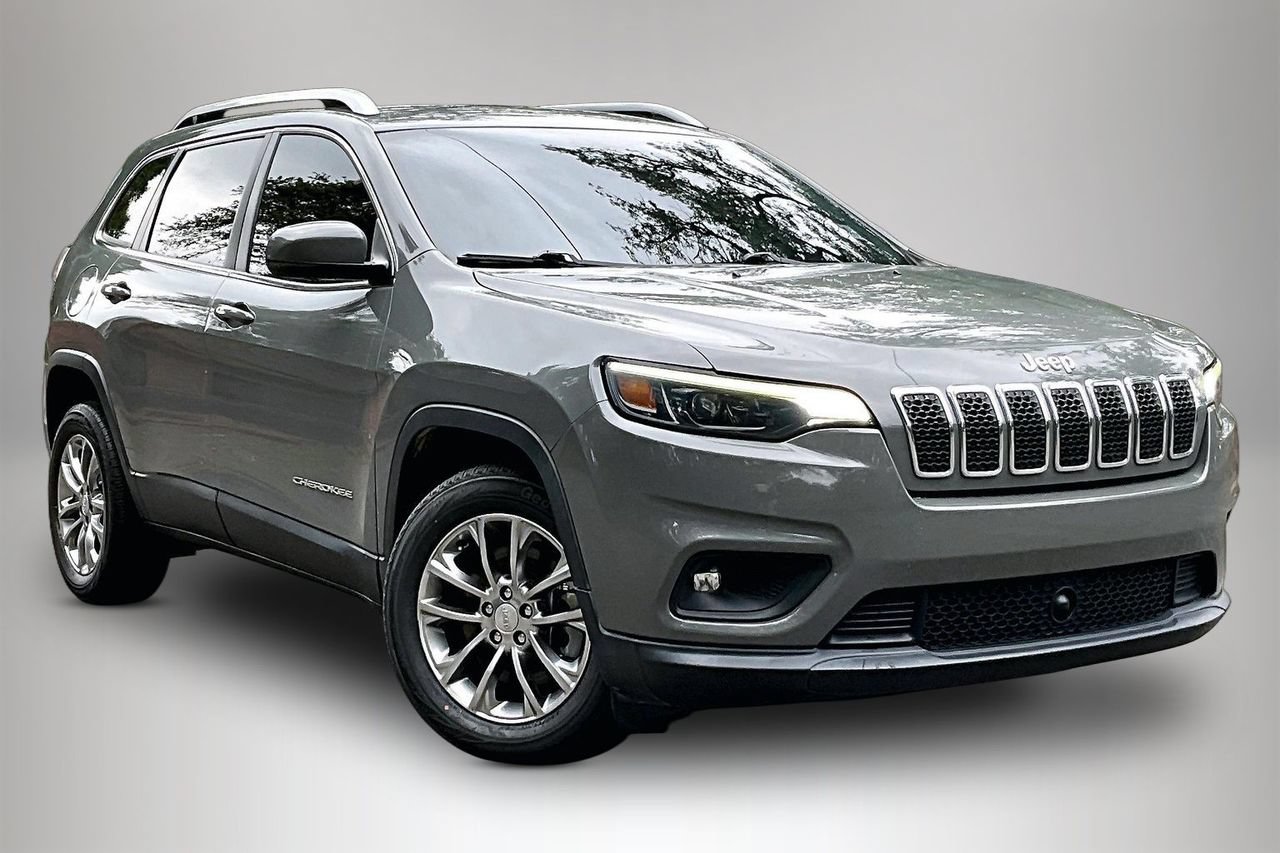 Used 2021 Jeep Cherokee Latitude Lux w/ Comfort/Convenience Group FWD image 2