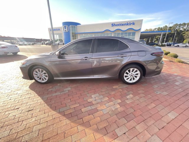 Used 2023 Toyota Camry LE FWD image 30