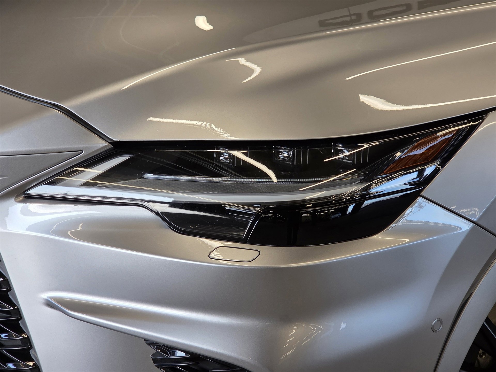 Used 2024 Lexus RX 500h F Sport w/ Convenience Package image 25