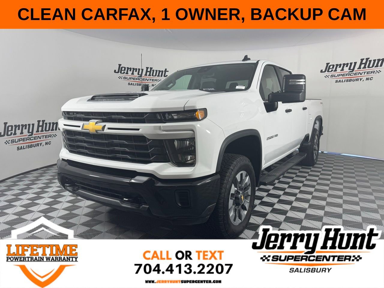 Used 2024 Chevrolet Silverado 2500 Custom w/ Custom Convenience Package image 1
