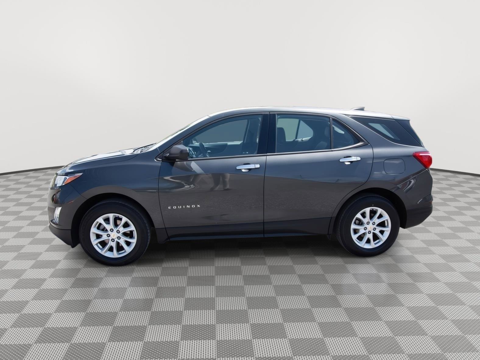 Used 2019 Chevrolet Equinox LS AWD/4WD image 8