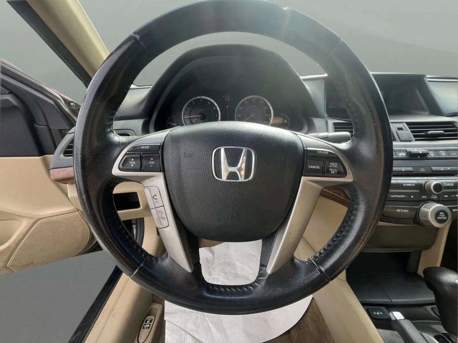 Used 2011 Honda Accord EX-L image 15