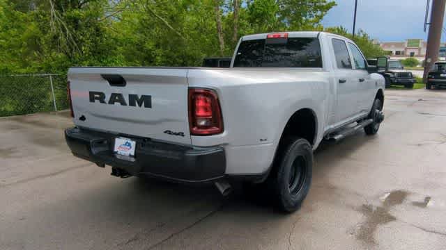 New 2026 RAM 3500 Tradesman AWD/4WD image 8