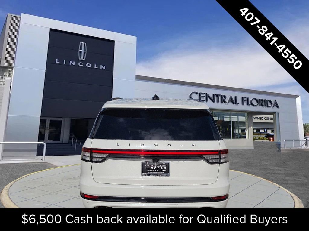 New 2025 Lincoln Aviator Black Label w/ Jet Appearance Package AWD/4WD image 4