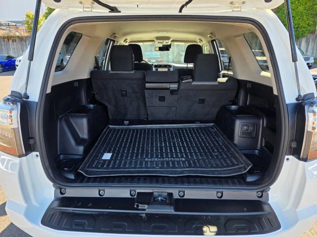 Used 2022 Toyota 4Runner SR5 image 35