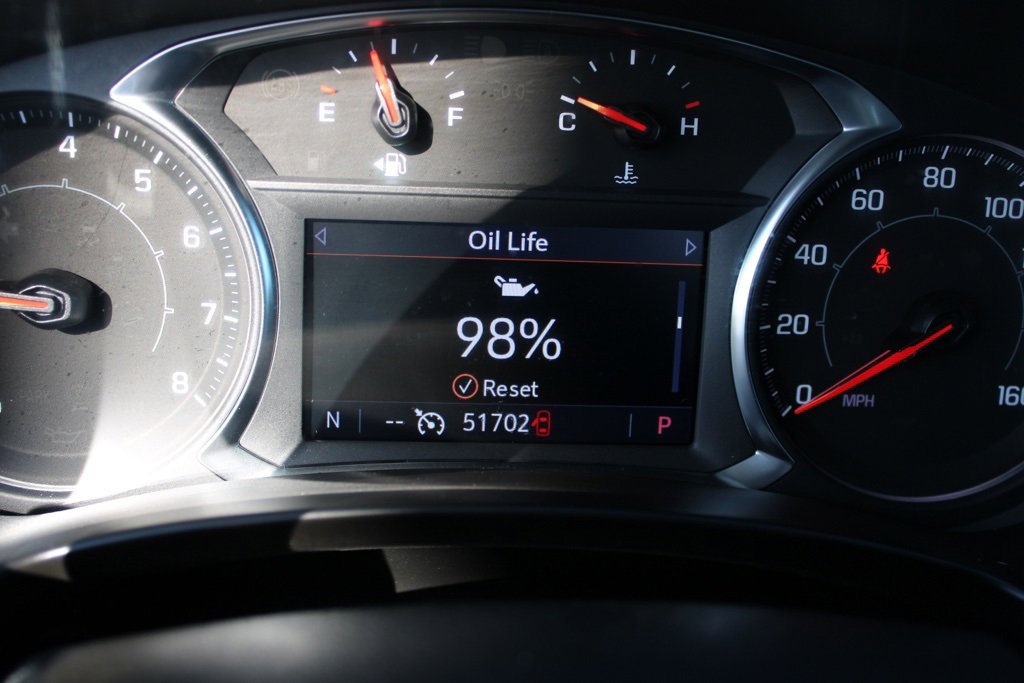 Used 2024 GMC Terrain SLT image 22