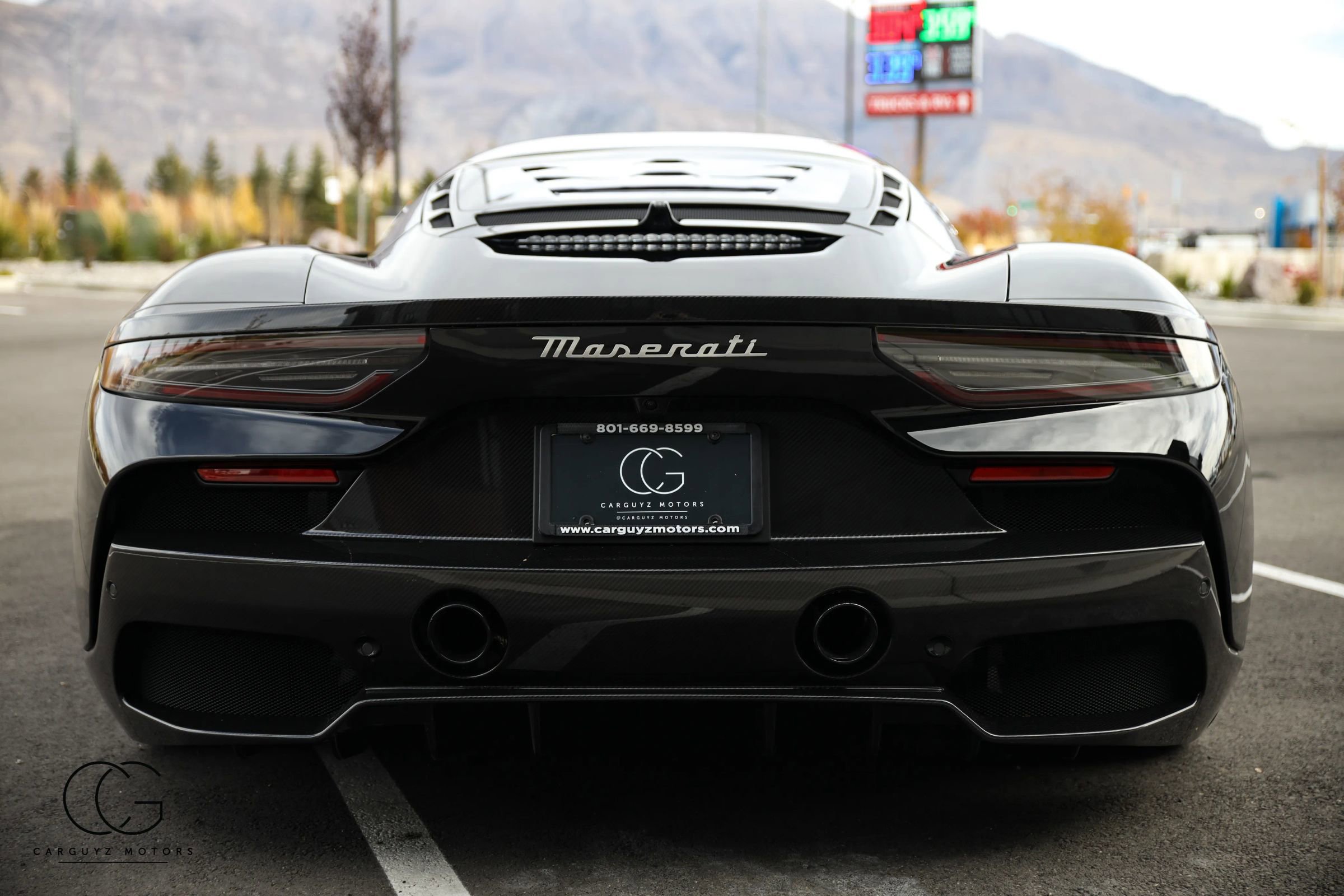 Used 2022 Maserati MC20 Coupe image 17