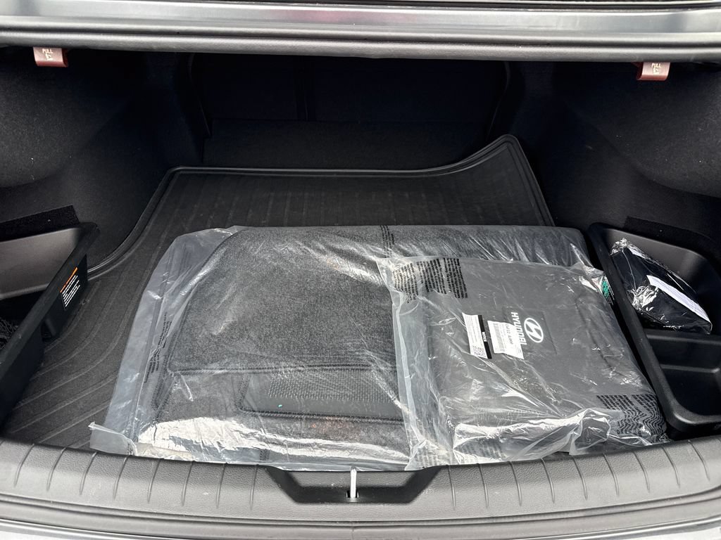 Used 2025 Hyundai Sonata SEL FWD image 40