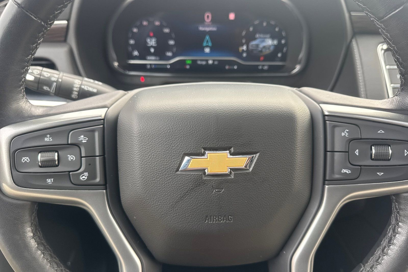 Used 2022 Chevrolet Tahoe LT w/ LT Signature Package image 27