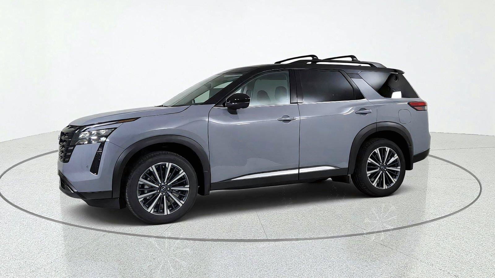 New 2026 Nissan Pathfinder Platinum AWD/4WD image 3