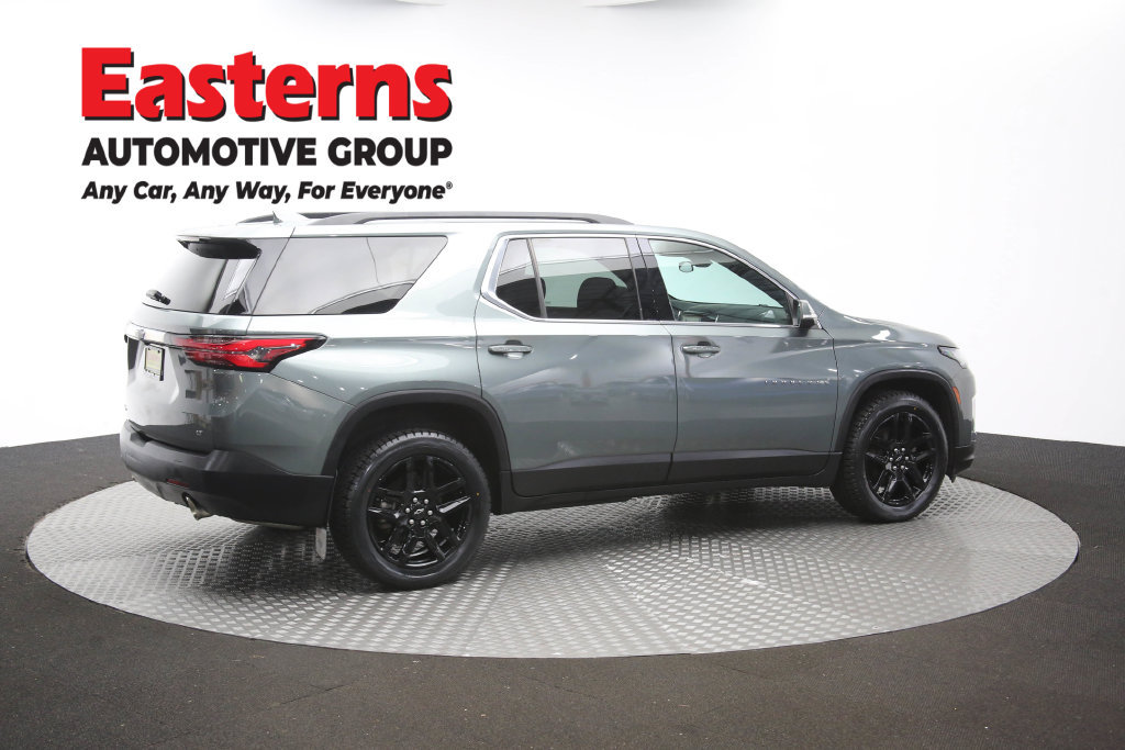 Used 2023 Chevrolet Traverse LT AWD/4WD image 46