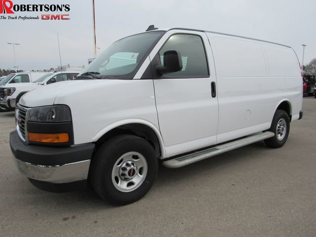 Used 2024 GMC Savana 2500 w/ Driver Convenience Package image 1