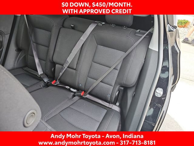 Used 2024 GMC Terrain SLE image 24