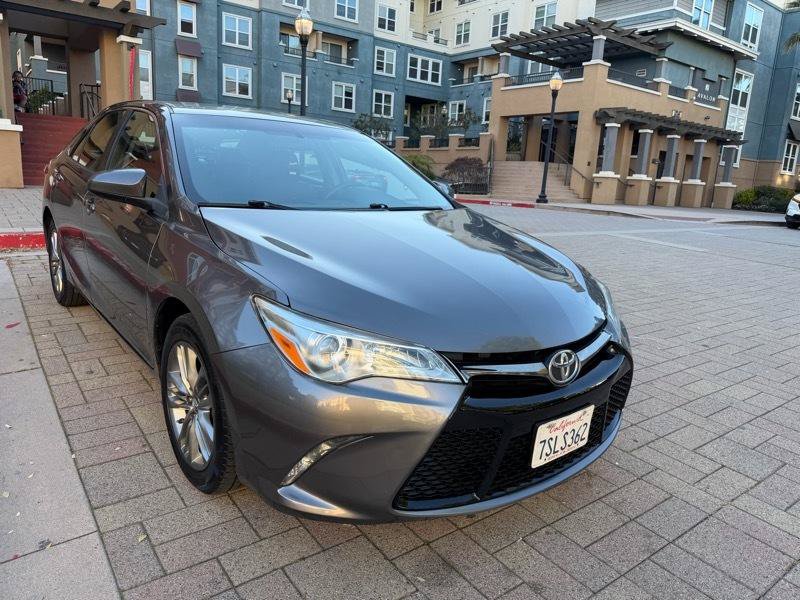 Used 2016 Toyota Camry SE FWD image 36