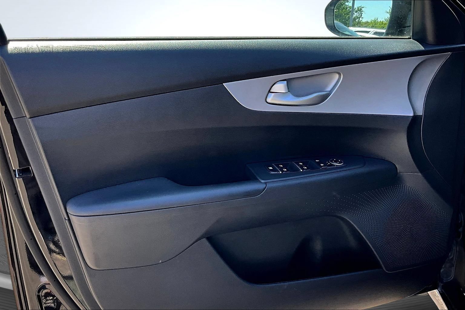 Used 2024 Kia Forte LXS FWD image 22