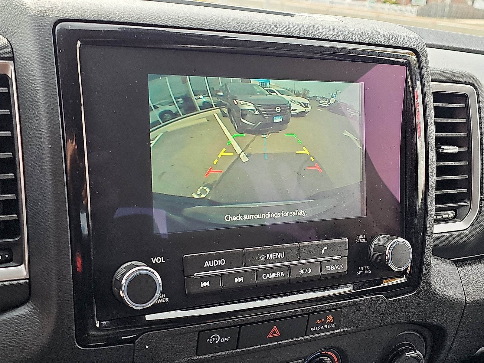 Certified 2024 Nissan Frontier SV image 18