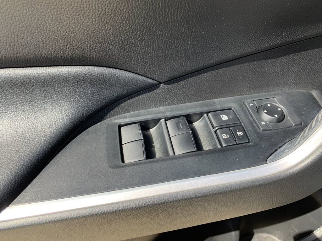 Used 2021 Toyota RAV4 XLE Premium AWD/4WD image 13