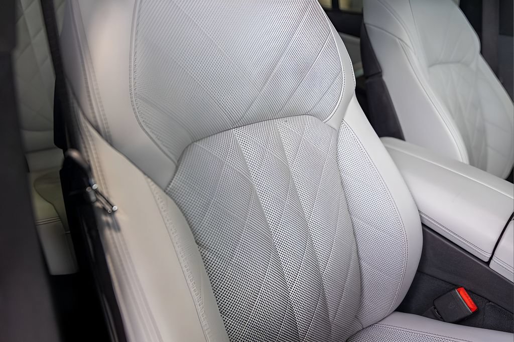 Used 2023 BMW X5 M50i w/ Executive Package AWD/4WD image 80