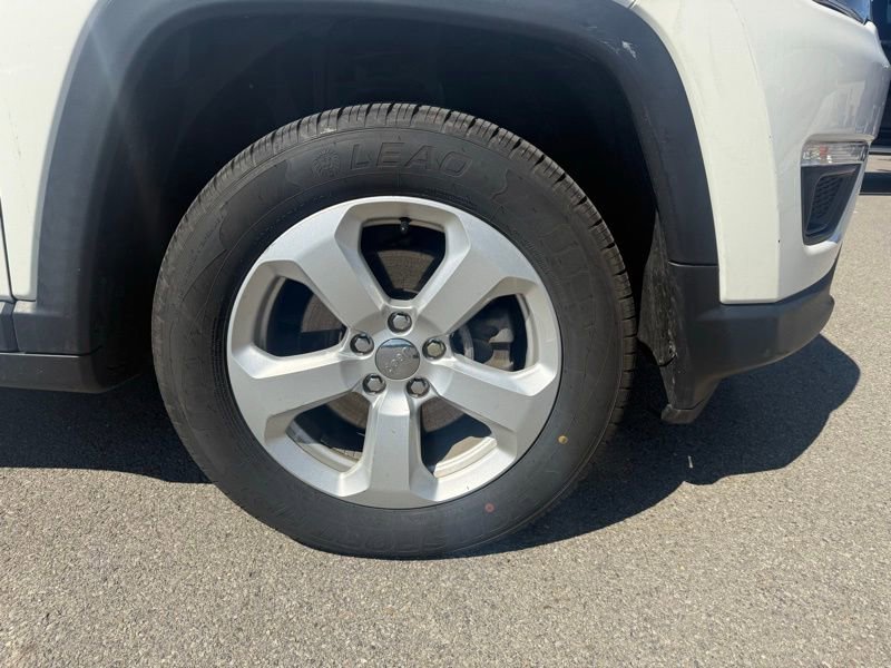 Used 2019 Jeep Compass Latitude w/ Popular Equipment Group image 4