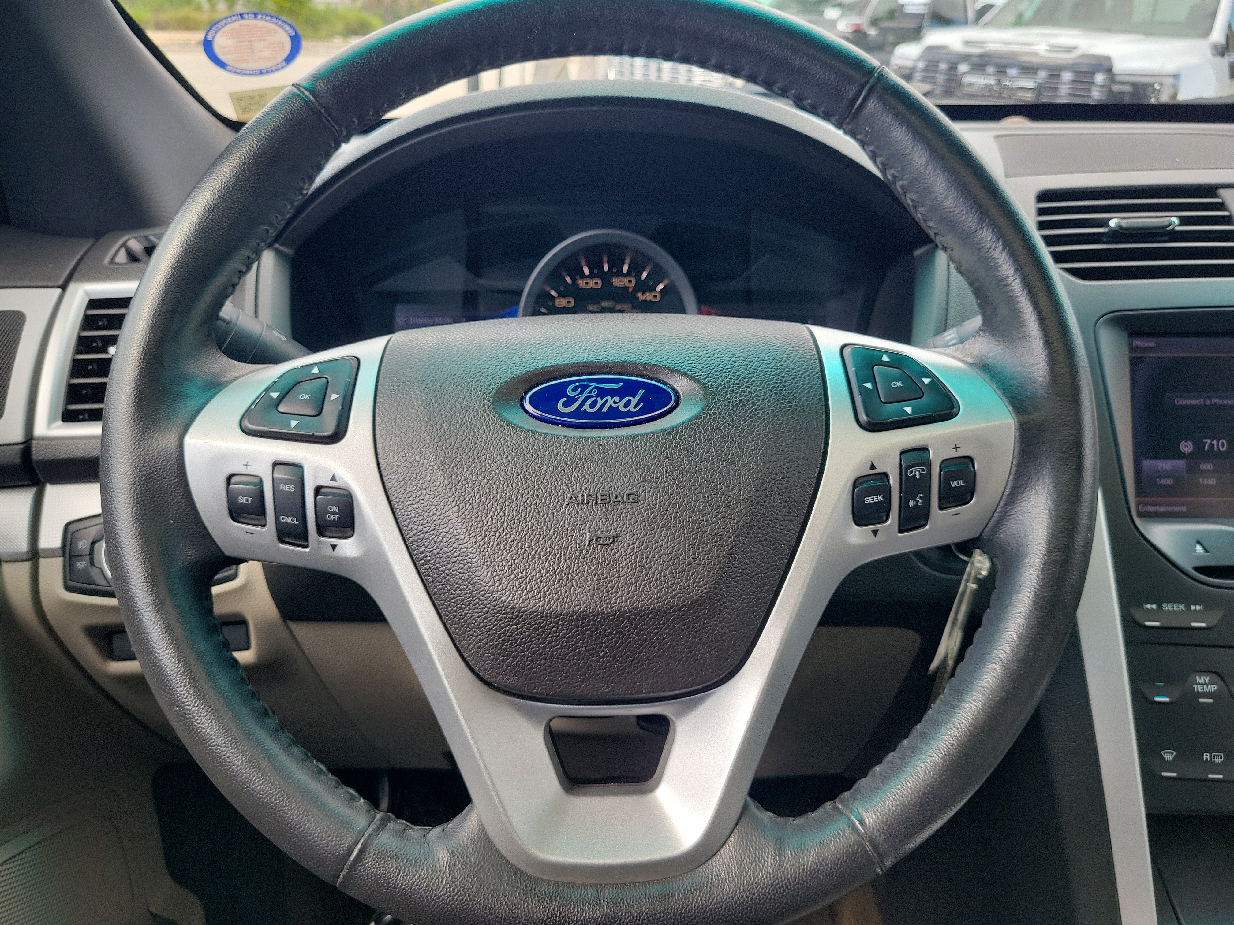 Used 2013 Ford Explorer XLT FWD image 22