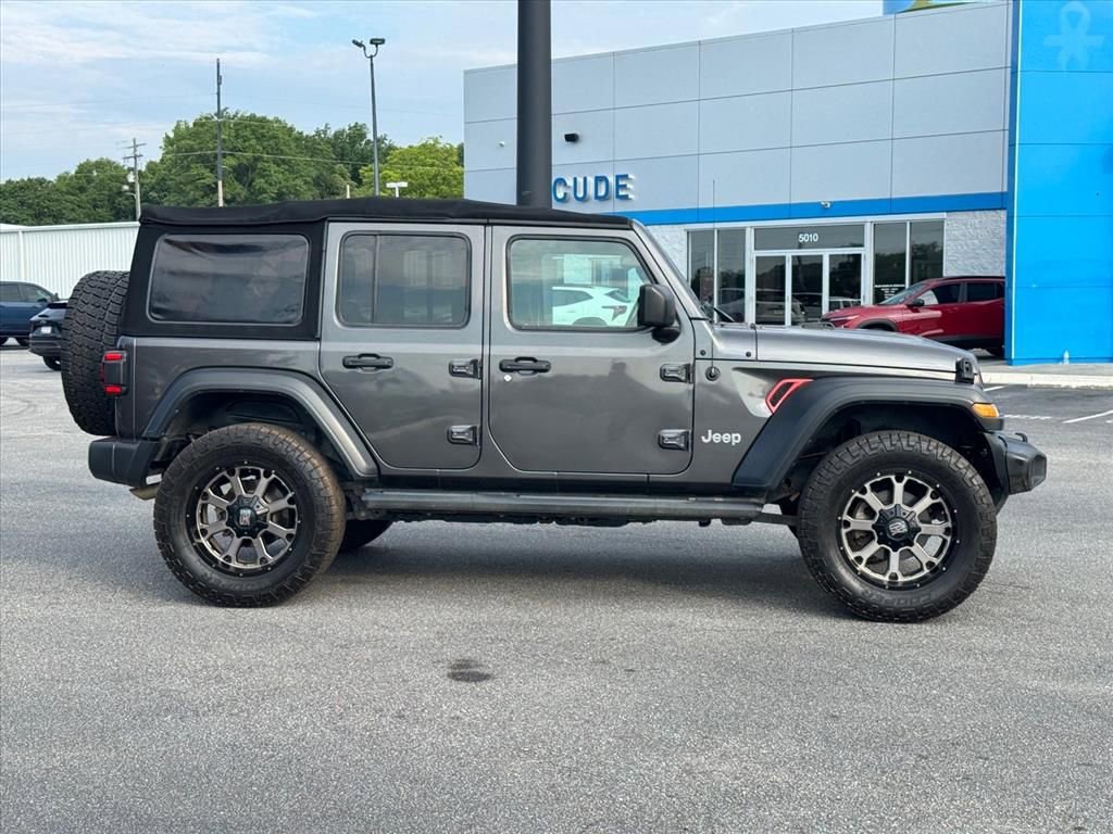 Used 2018 Jeep Wrangler Unlimited Sport S AWD/4WD image 2
