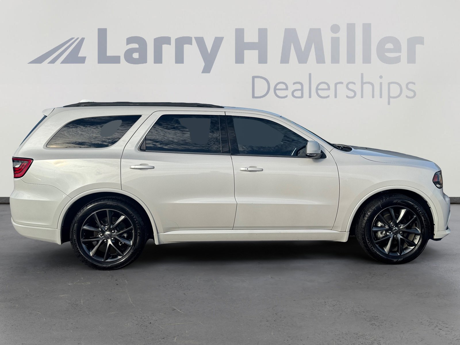 Used 2017 Dodge Durango GT w/ Premium Group image 6