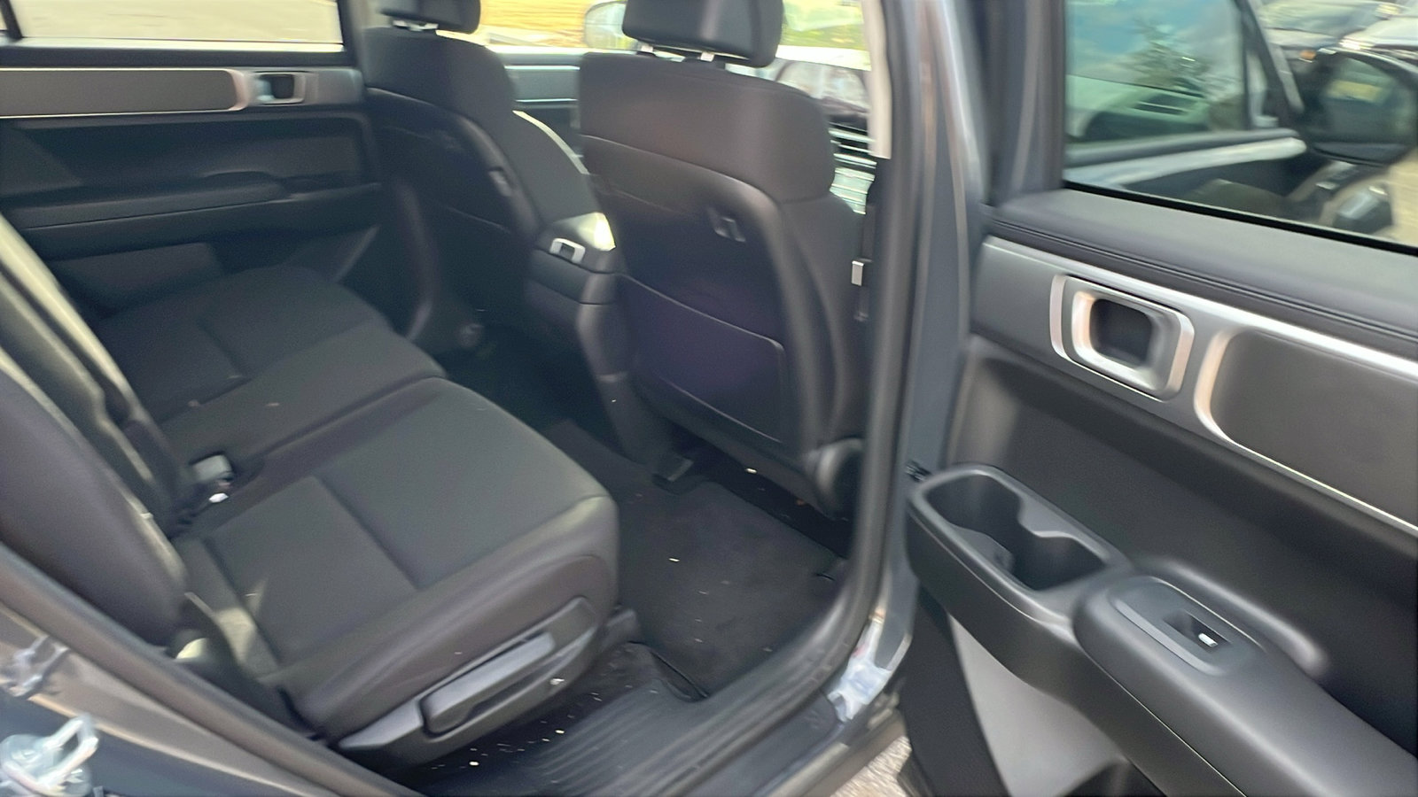 Used 2025 Hyundai Santa Fe SE image 19