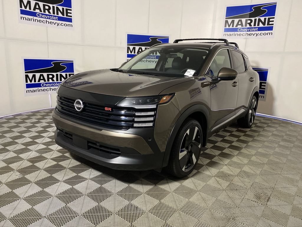 Used 2025 Nissan Kicks SR FWD image 11