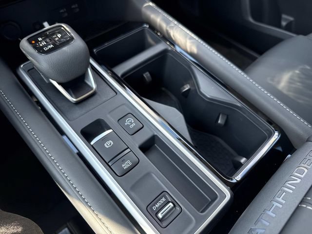 New 2026 Nissan Pathfinder SL FWD image 28