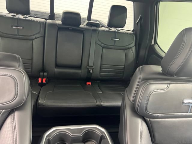 Used 2025 Ford F350 Platinum AWD/4WD image 31
